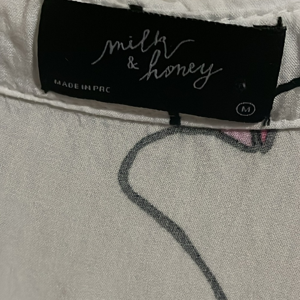 Milk & Honey Medium Button Up Shirt Red White Black Artsy Novelty Art-to-Wear - Picture 3 of 9
